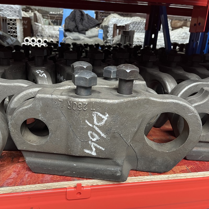 Caterpillar D10 master links